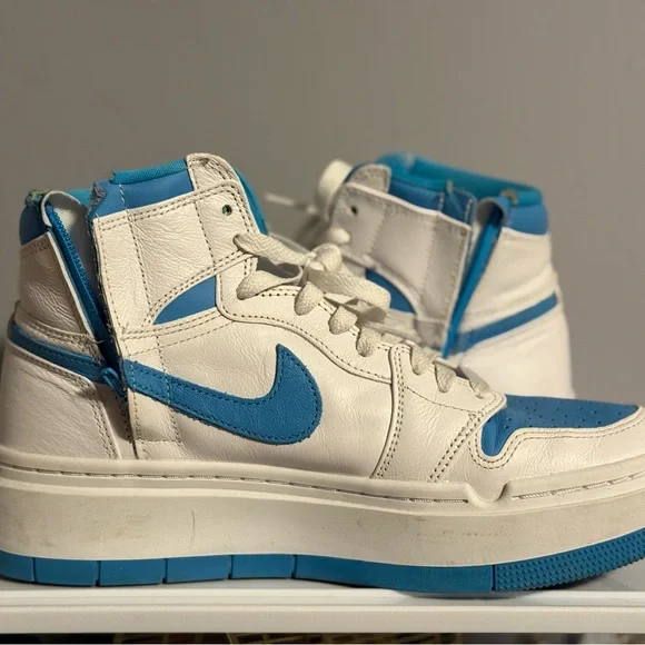 Nike Women's High-Top Sneakers in White and Blue - Picture 2 of 7